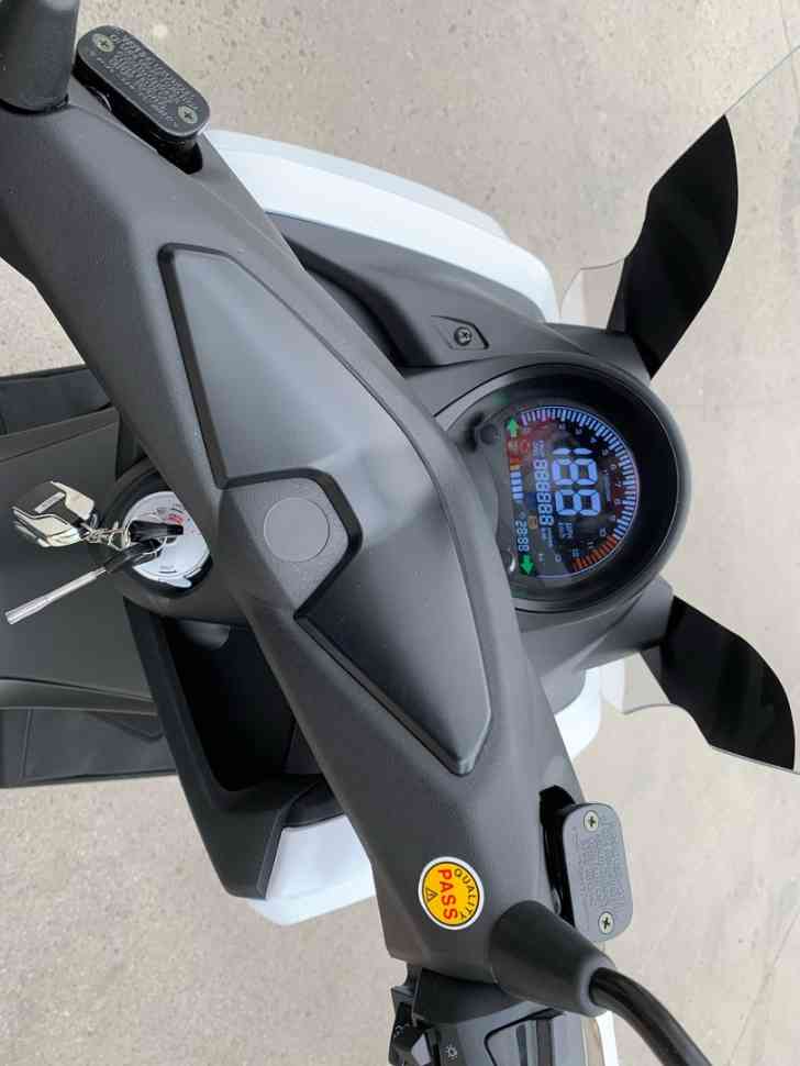 Венто Макс 200 скутер. Скутер Vento Max (200сс) 23025. Венто Макс 200 скутер панель приборов. Vento Max 200 белый.